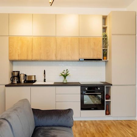 Sunny 2Br Flat - Top Location - Amazing Balcony Букурещ Екстериор снимка
