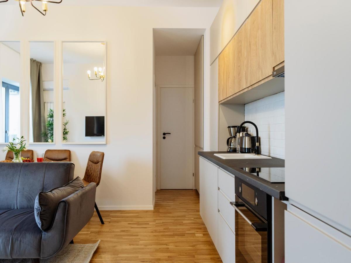 Sunny 2Br Flat - Top Location - Amazing Balcony Букурещ Екстериор снимка