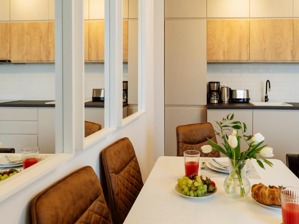 Sunny 2Br Flat - Top Location - Amazing Balcony Букурещ Екстериор снимка
