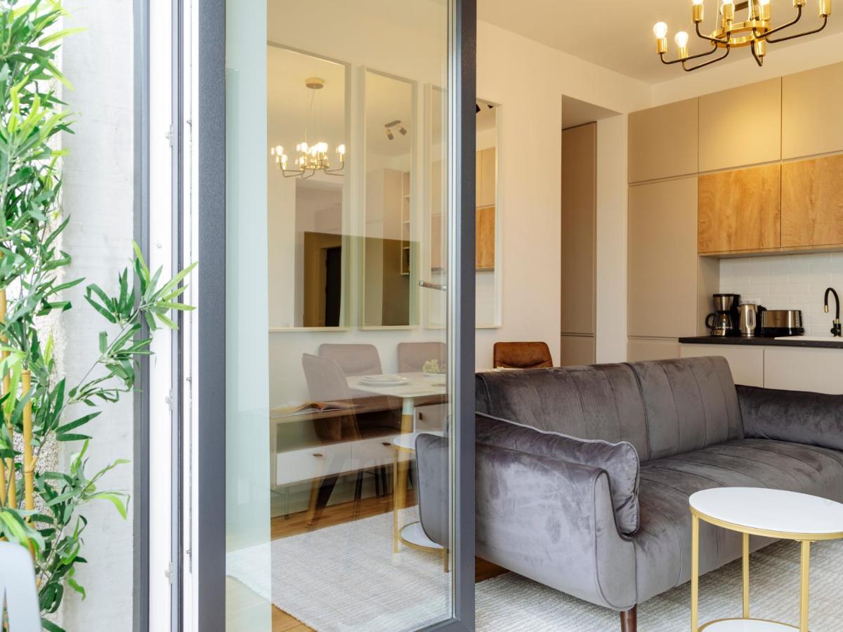 Sunny 2Br Flat - Top Location - Amazing Balcony Букурещ Екстериор снимка