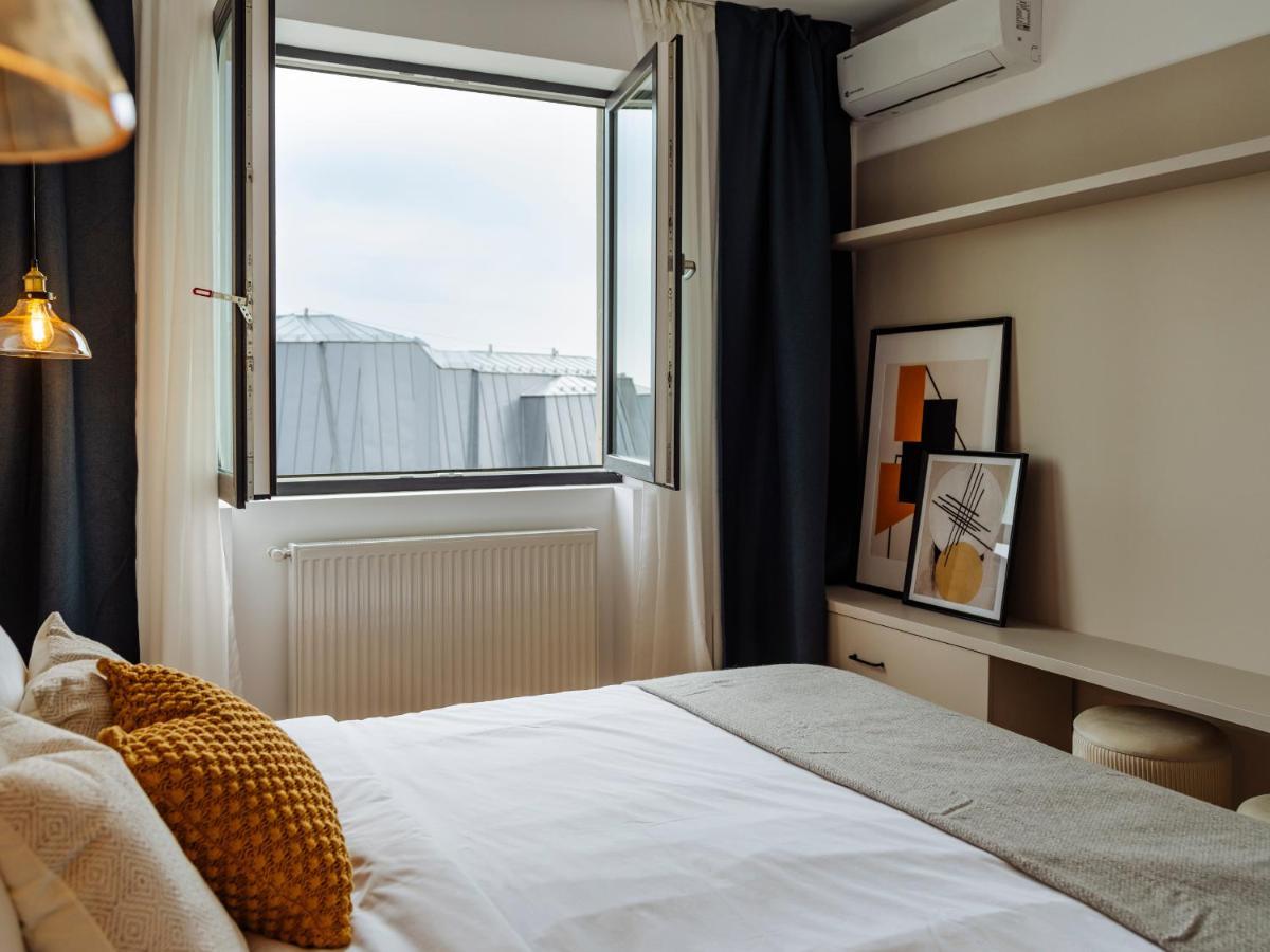 Sunny 2Br Flat - Top Location - Amazing Balcony Букурещ Екстериор снимка