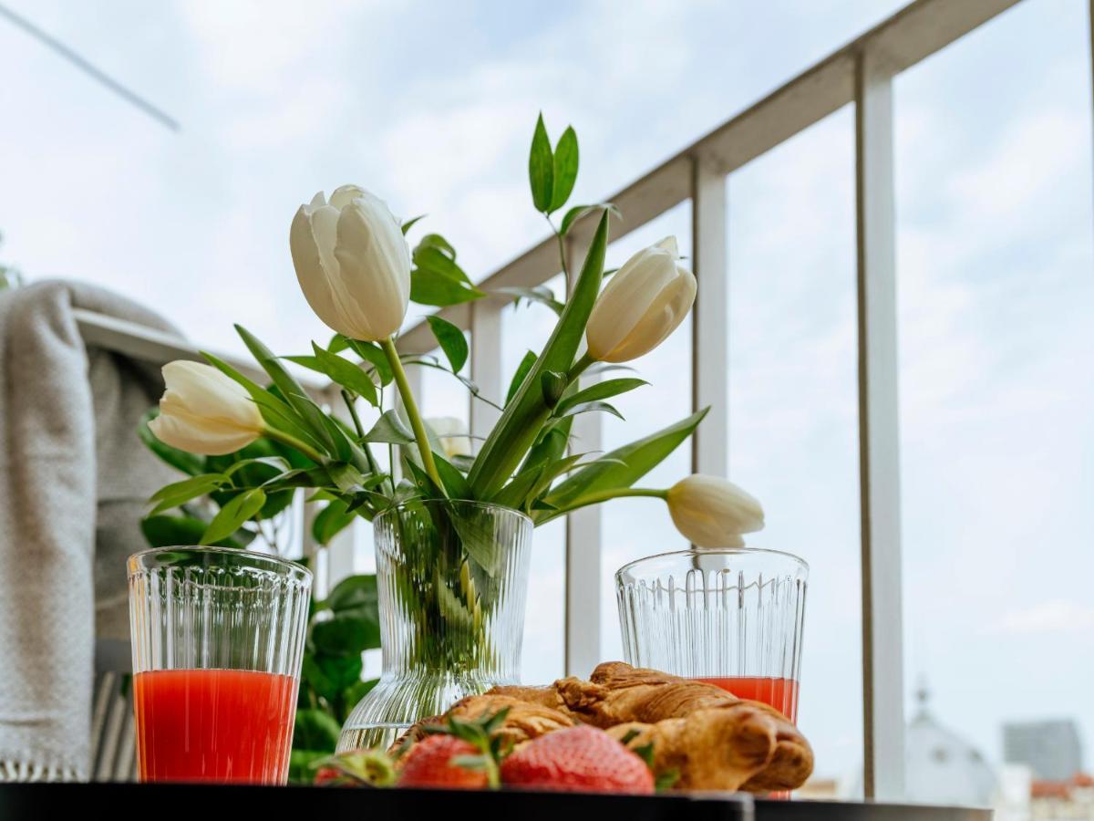 Sunny 2Br Flat - Top Location - Amazing Balcony Букурещ Екстериор снимка
