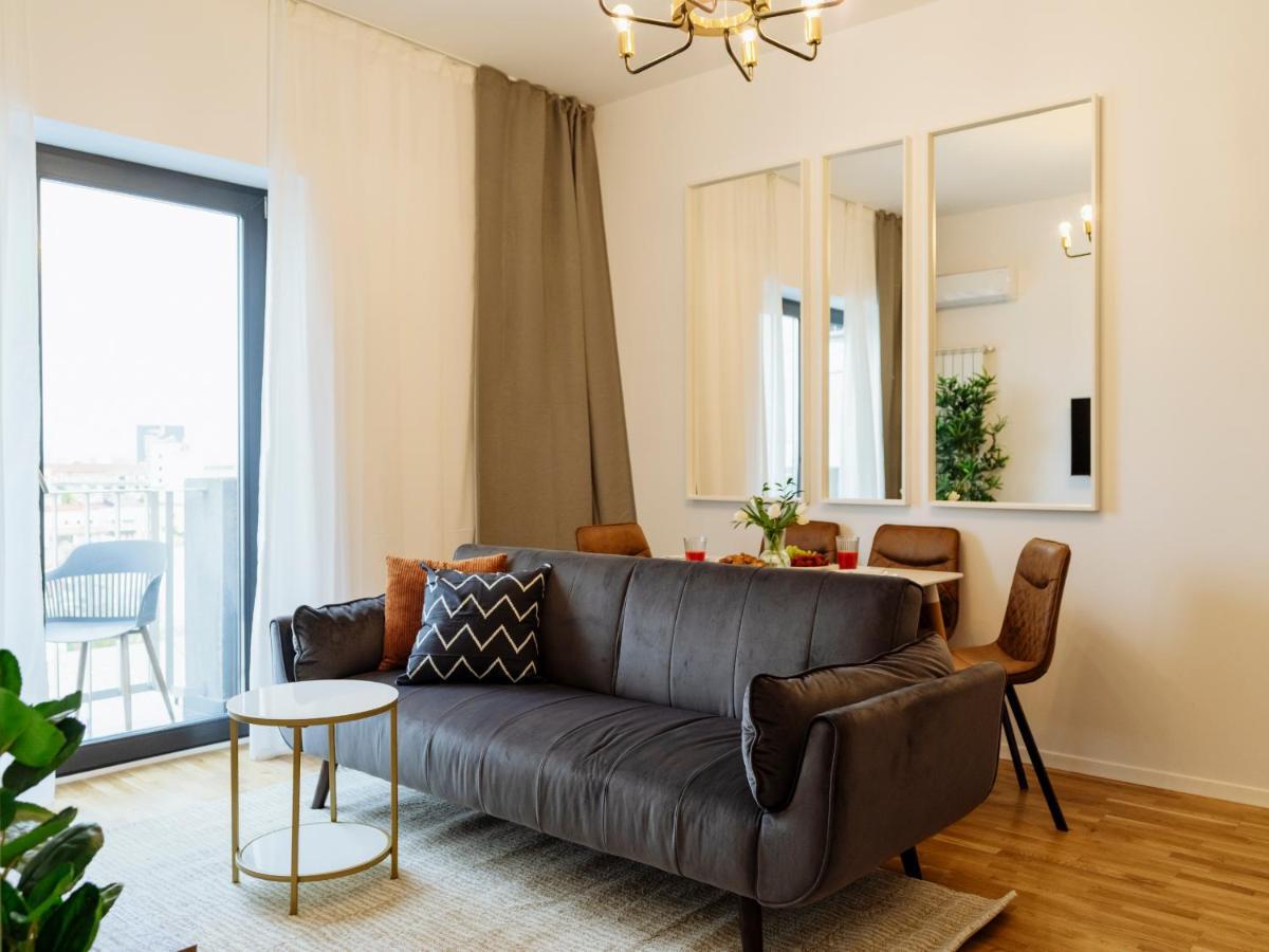 Sunny 2Br Flat - Top Location - Amazing Balcony Букурещ Екстериор снимка